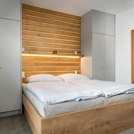 Anna - Rum i privatbostad